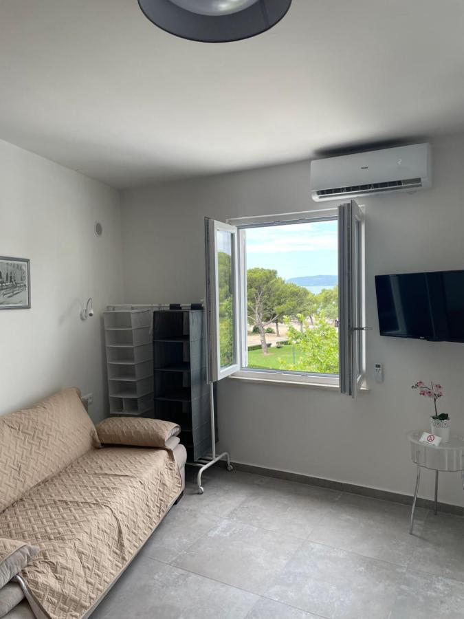 Sandra Apartments Макарска Экстерьер фото