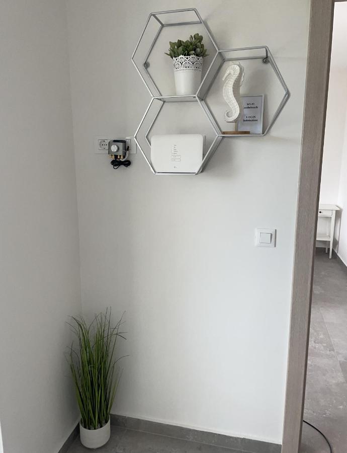 Sandra Apartments Макарска Экстерьер фото
