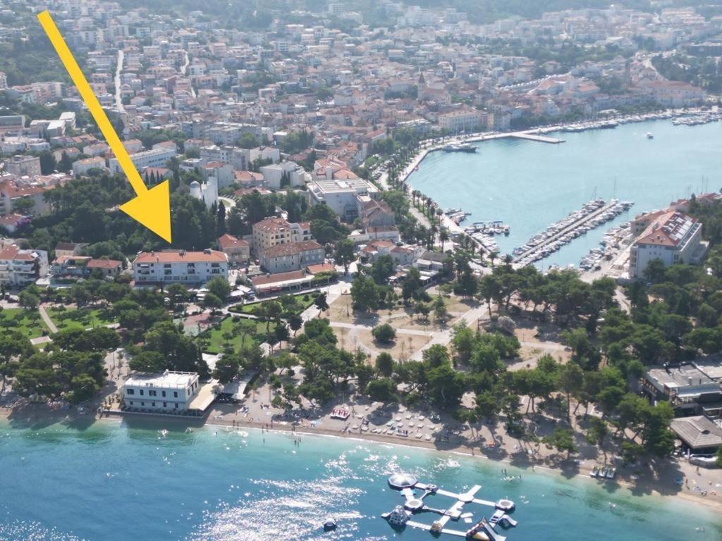 Sandra Apartments Макарска Экстерьер фото